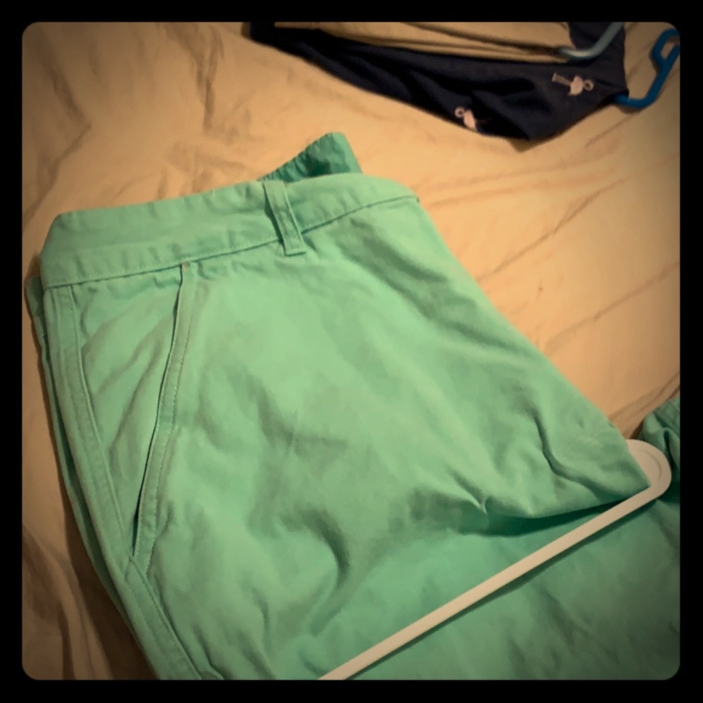 shorts green